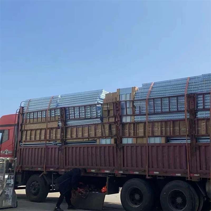 河南濮阳台前县到新疆阿勒泰富蕴县物流公司，一站式服务